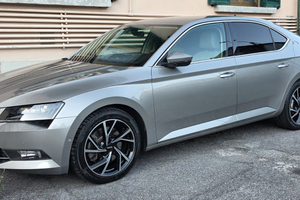 Skoda Super B "Laurin&Klement"4×4