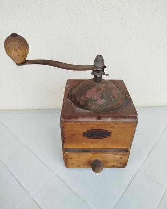 macinacaffè vintage  in legno 