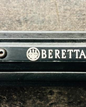 Torcia tattica professionale “BERETTA”.