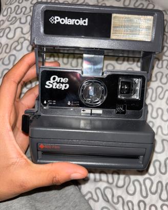 polaroid one step