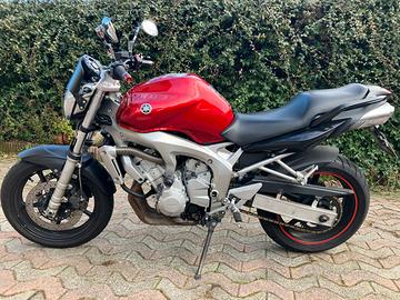Yamaha FZ6 del 2004