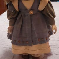 Bambola da collezione, risalente agli anni '60 o '