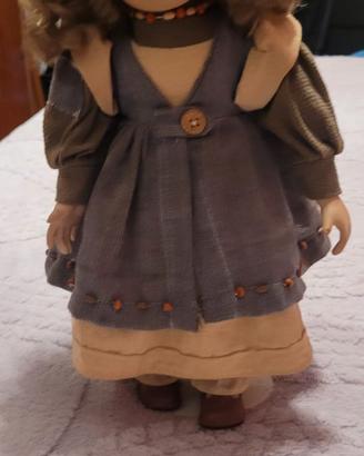 Bambola da collezione, risalente agli anni '60 o '