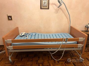 Letto da degenza per anziani e disabili