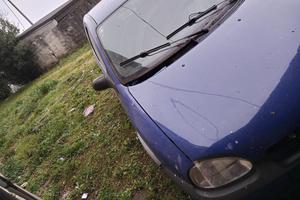Opel Corsa 1.0 benzina anno 2000