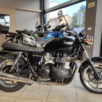 Triumph Bonneville SE