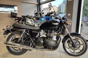 Triumph Bonneville SE