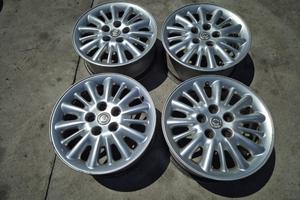 Cerchi In Lega Da 16" Per Chrysler Voyager 2006