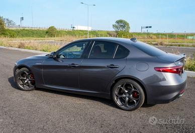 Alfa Romeo Giulia VELOCE Q4 210cv Tagliandi Alfa