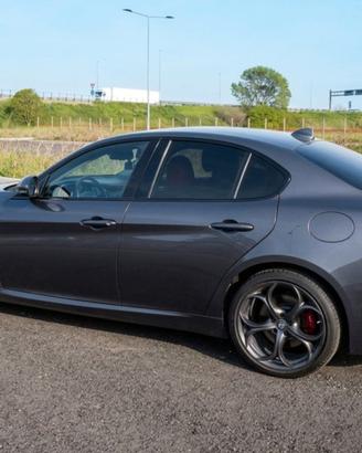 Alfa Romeo Giulia VELOCE Q4 210cv Tagliandi Alfa