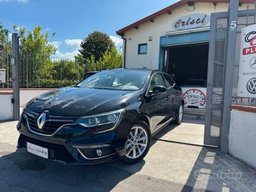 Renault Megane Berlina Automatica 1,500euro Ecoinc