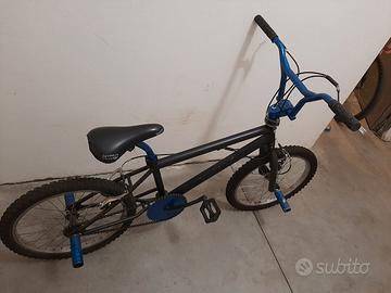 bicicletta BMX