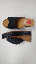 Ciabatte con zeppa Le Poeme nere