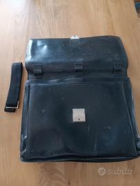 borsa da lavoro in pelle nera Gianfranco Ferrè 