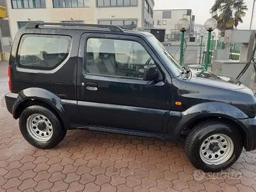 Suzuki Jimny 1.3i 16V cat 4WD JLX