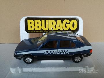 Modello auto alfa romeo 33 polizia burago