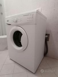Lavatrice Whirlpool 5 kg poco utilizzata