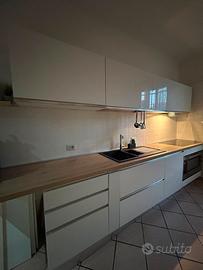Cucina moderna componibile