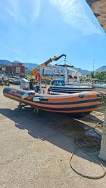 Gommone piu motore