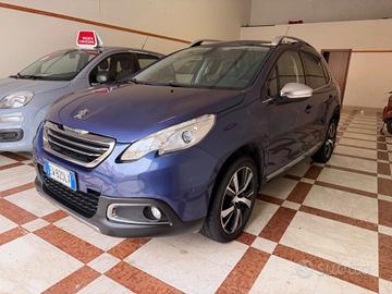 Peugeot 2008 1.6 e-HDi 115 CV Stop&Start Féline