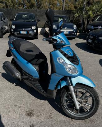 Piaggio Carnaby 125