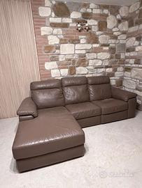 Divano  in pelle con penisola e relax POLTRONE E S