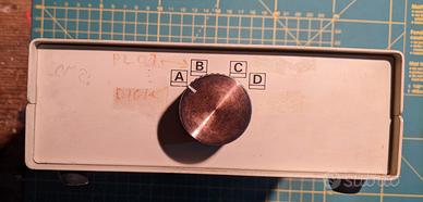 DATA TRANSFER SWITCH 4 VIE MANUALE  (ELE_293)