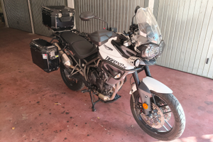 Triumph tiger 800 xrx