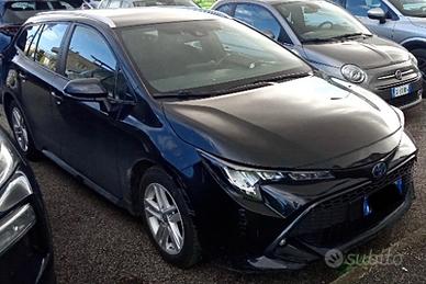 Toyota Corolla Touring Sports 1.8 Hybrid Business 