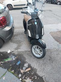 vespa primavera 125 