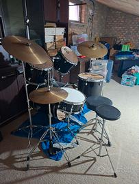 batteria acustica completa 5 pezzi  alto ritmo