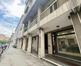 NEGOZIO A TRIESTE