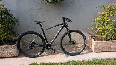 Mountain bike in  alluminio