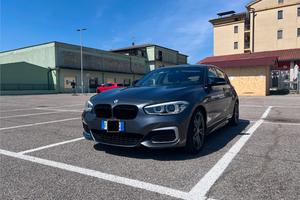 BMW M140i con differenziale auto bloccate