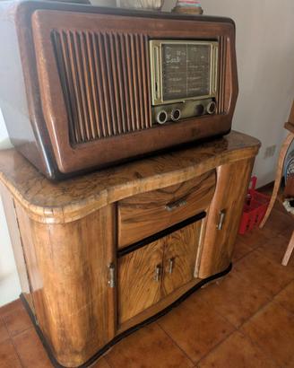 Radio d'epoca Allocchio Bacchini con mobiletto