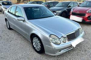 MERCEDES-BENZ E270 CDI AVANTGARDE