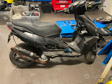 F12r a liquido vendibile a pezzi o completo