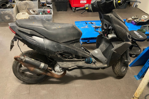 F12r a liquido vendibile a pezzi o completo