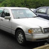 Parabrezza Mercedes W202 Classe C 94-00