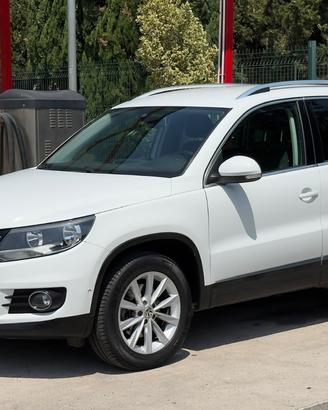 Volkswagen Tiguan 2.0 TDI 140 CV 4MOTION DSG Busin