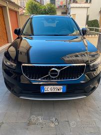 VOLVO XC40 T2 benzina cambio automatico