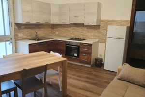 Esclusivo bilocale per single/coppia referenziata