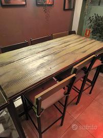 tavoli alti con sgabelli 