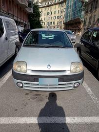 Clio del 2000 km 186,000