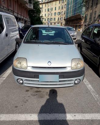 Clio del 2000 km 186,000