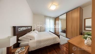 Trilocale con doppi servizi e terrazzo vivibile