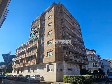 Luminoso bilocale, ultimo piano ristrutturato con