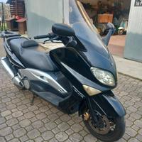 scooter Yamaha t max 500
