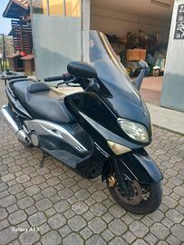 scooter Yamaha t max 500