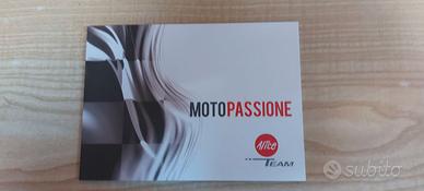 Folder a tiratura limitata con schede tel. nuove